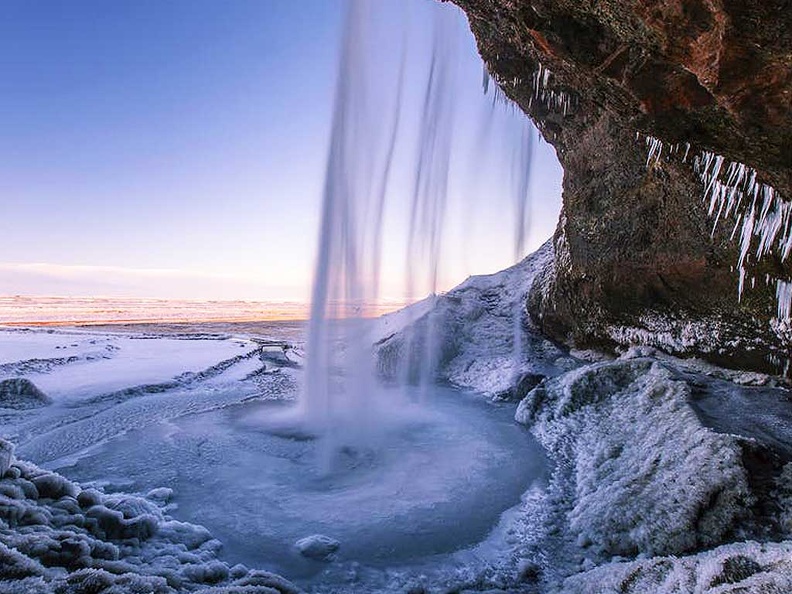 iceland-golden-circle-seljalandsfoss.jpg