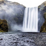 iceland-skogafoss-waterfall