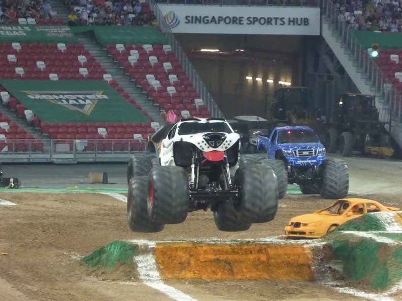 monster-jam-truck-singapore-012.jpg