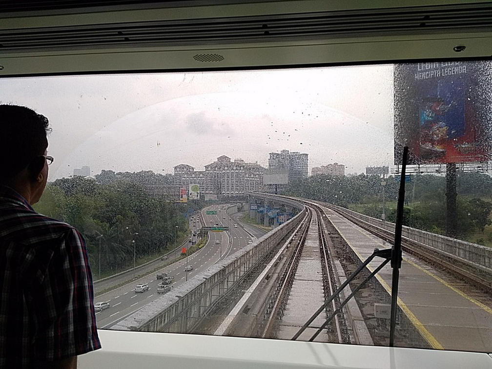 kl-malaysia-mrt-013