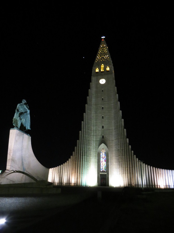 iceland-city-sights-021