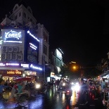 hanoi-cho-dong-xuan-market2