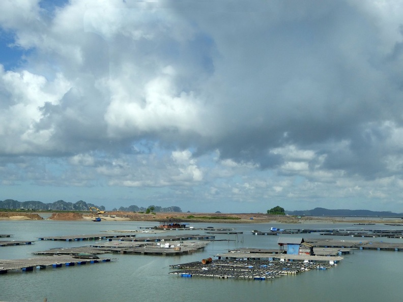 vietnam-ha-long-bay-2017-006