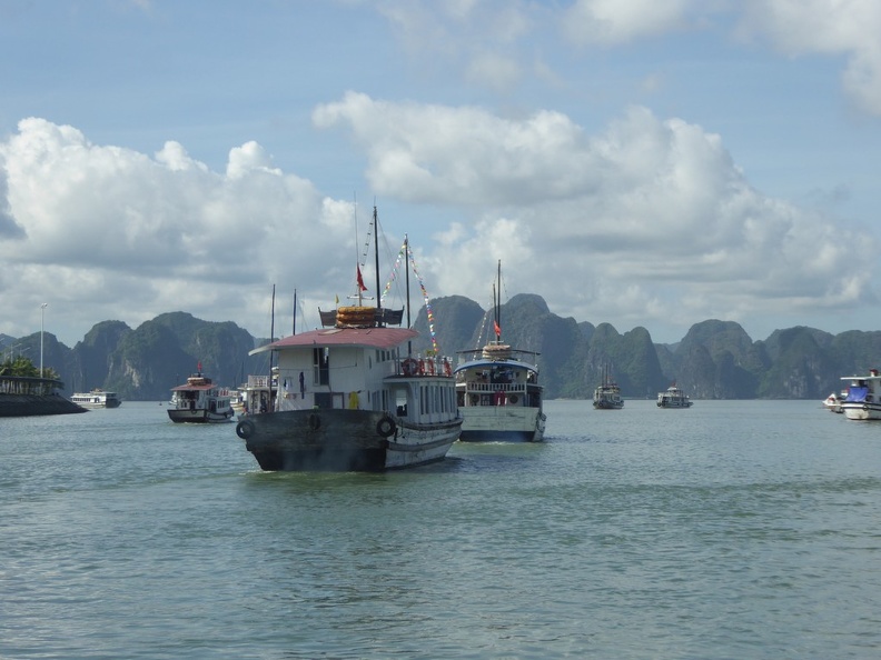 vietnam-ha-long-bay-2017-018