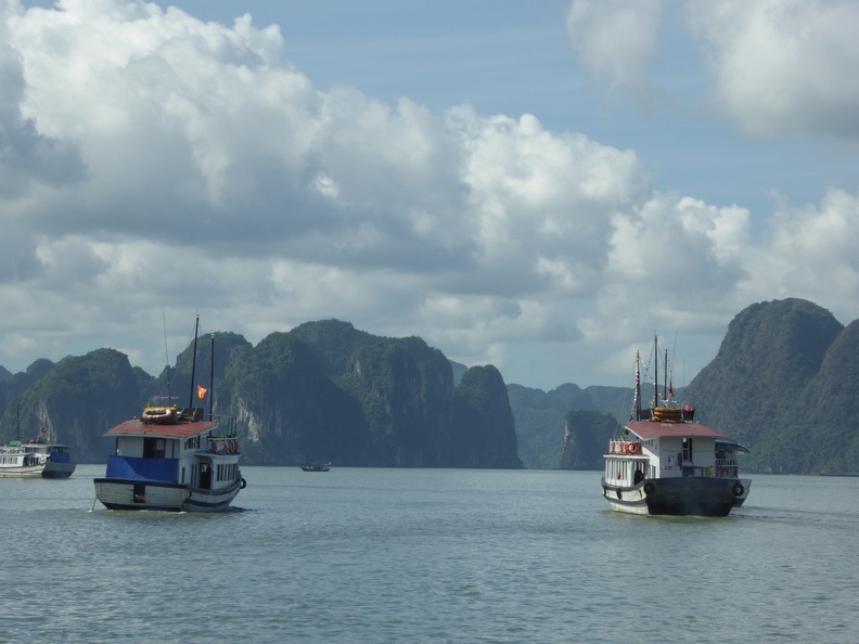 vietnam-ha-long-bay-2017-020