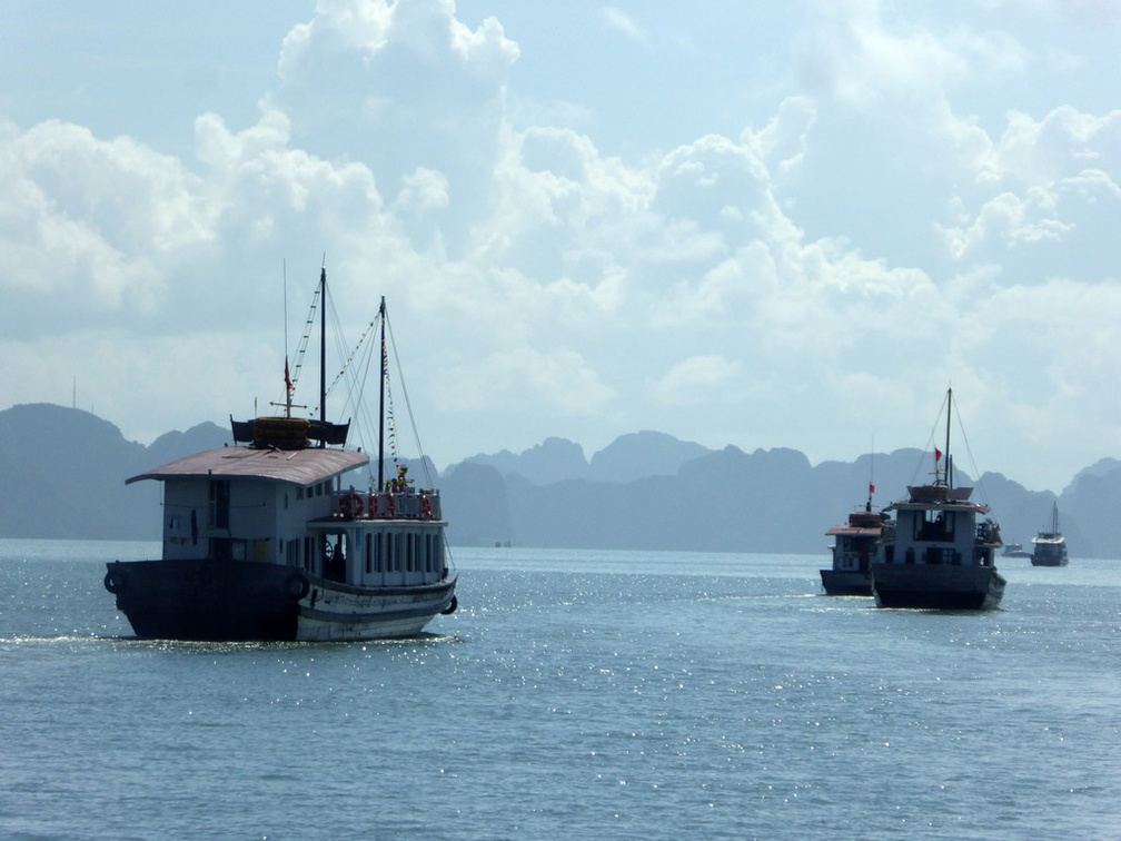 vietnam-ha-long-bay-2017-026