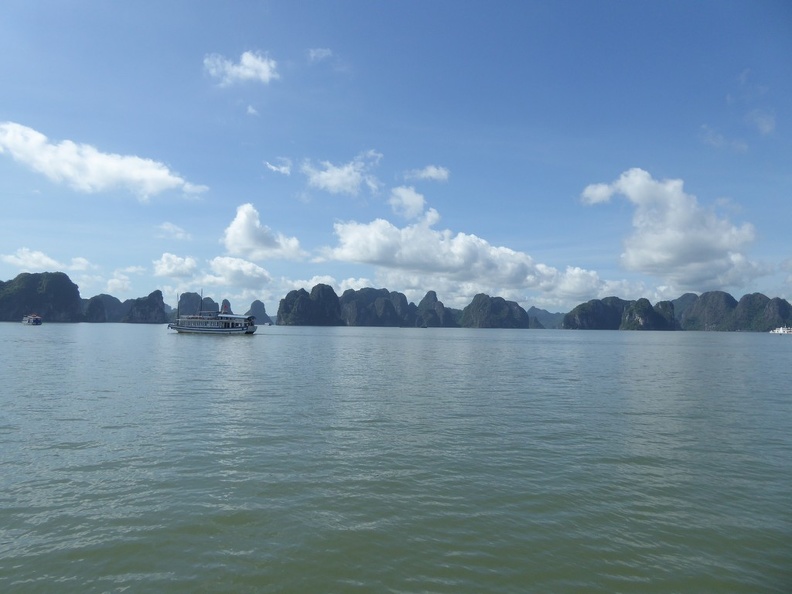 vietnam-ha-long-bay-2017-031.jpg