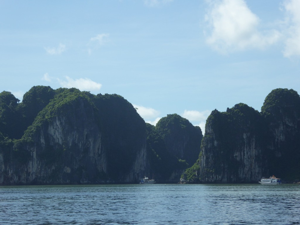 vietnam-ha-long-bay-2017-033