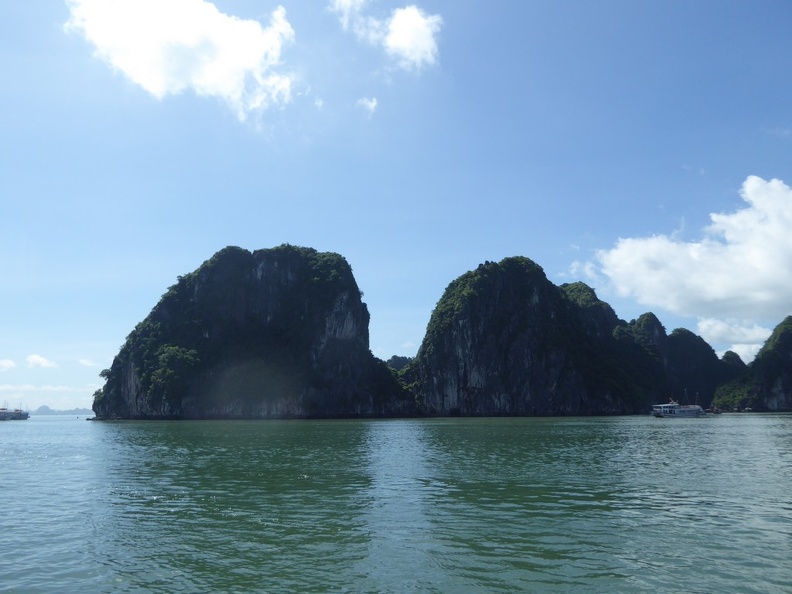 vietnam-ha-long-bay-2017-037