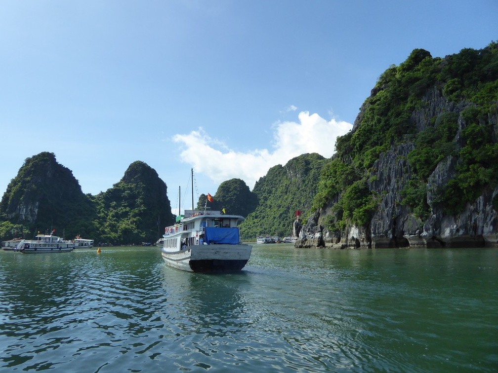 vietnam-ha-long-bay-2017-040