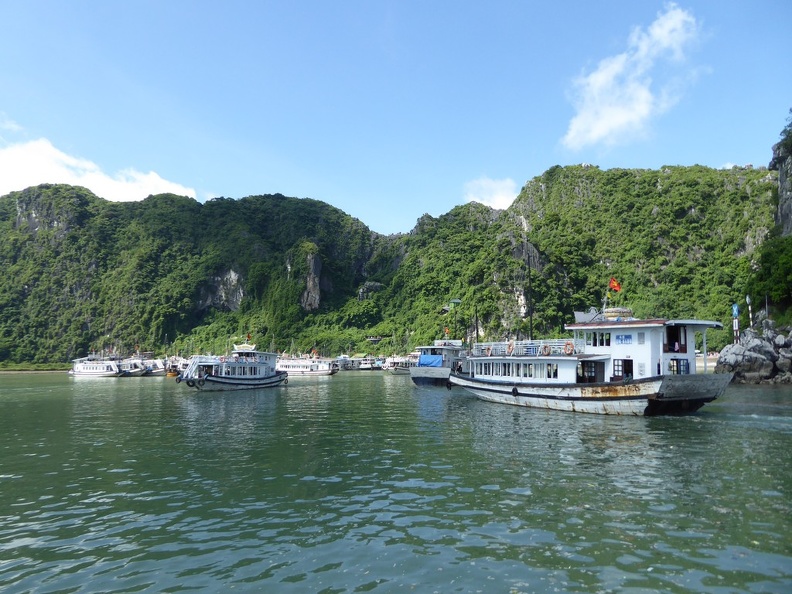 vietnam-ha-long-bay-2017-042