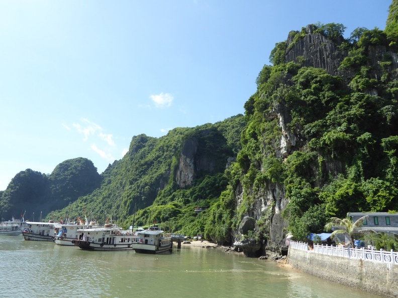 vietnam-ha-long-bay-2017-044