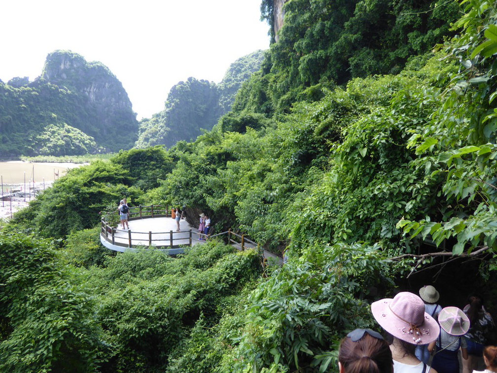 vietnam-ha-long-bay-2017-068