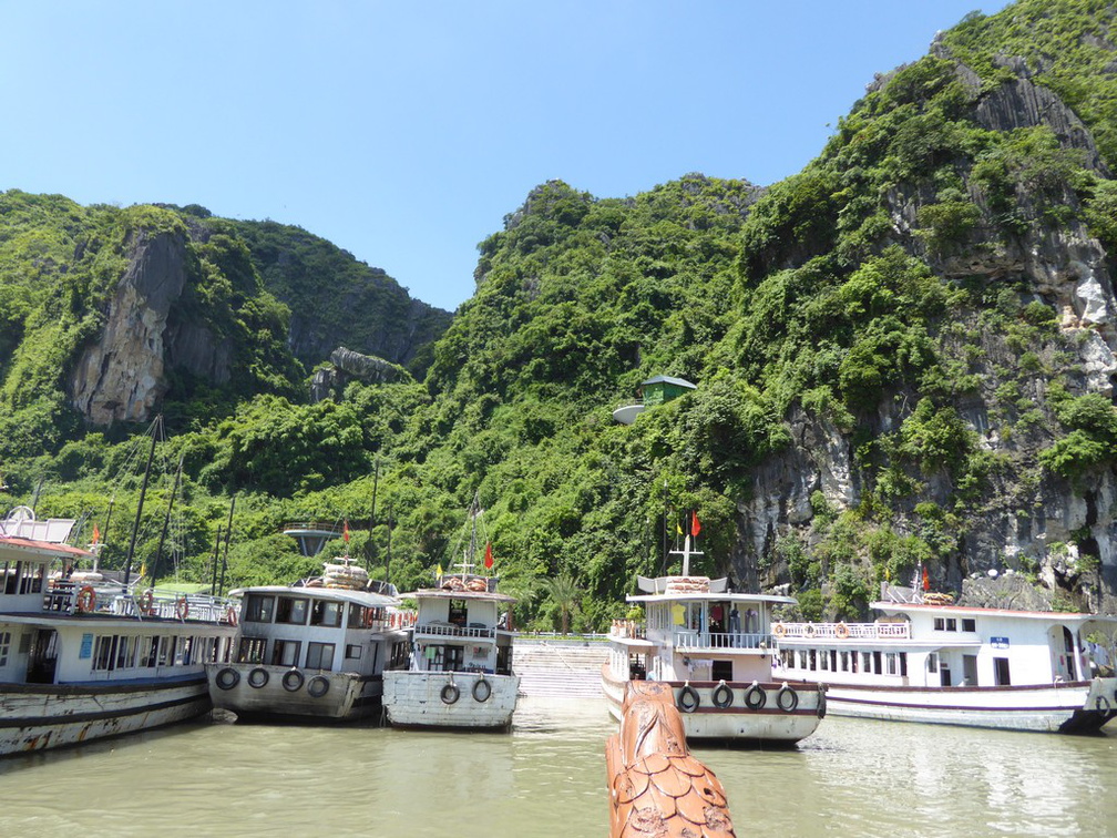 vietnam-ha-long-bay-2017-093