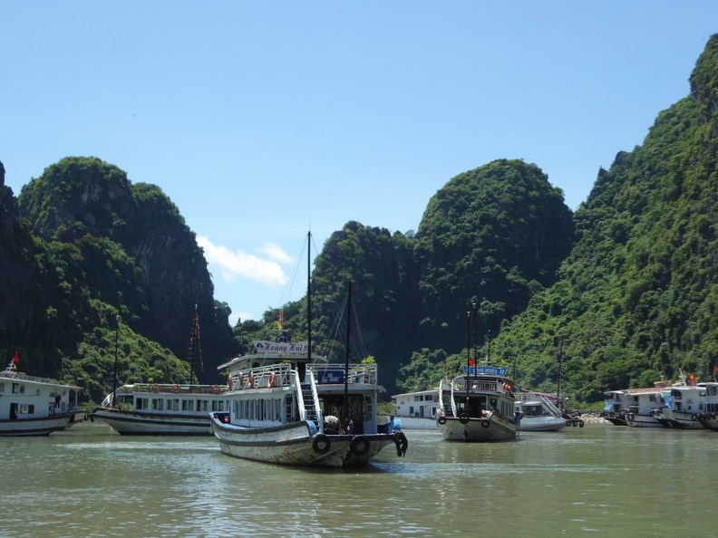 vietnam-ha-long-bay-2017-095.jpg