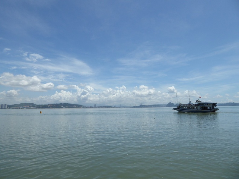 vietnam-ha-long-bay-2017-096.jpg