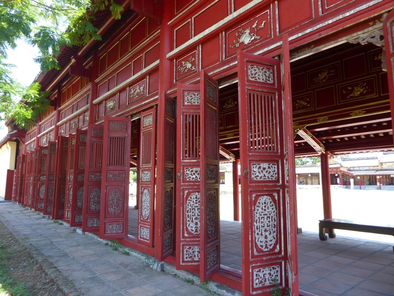 hue-imperial-citadel-vietnam-036