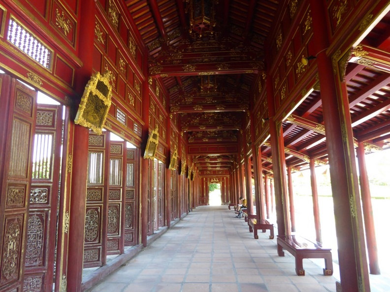 hue-imperial-citadel-vietnam-042