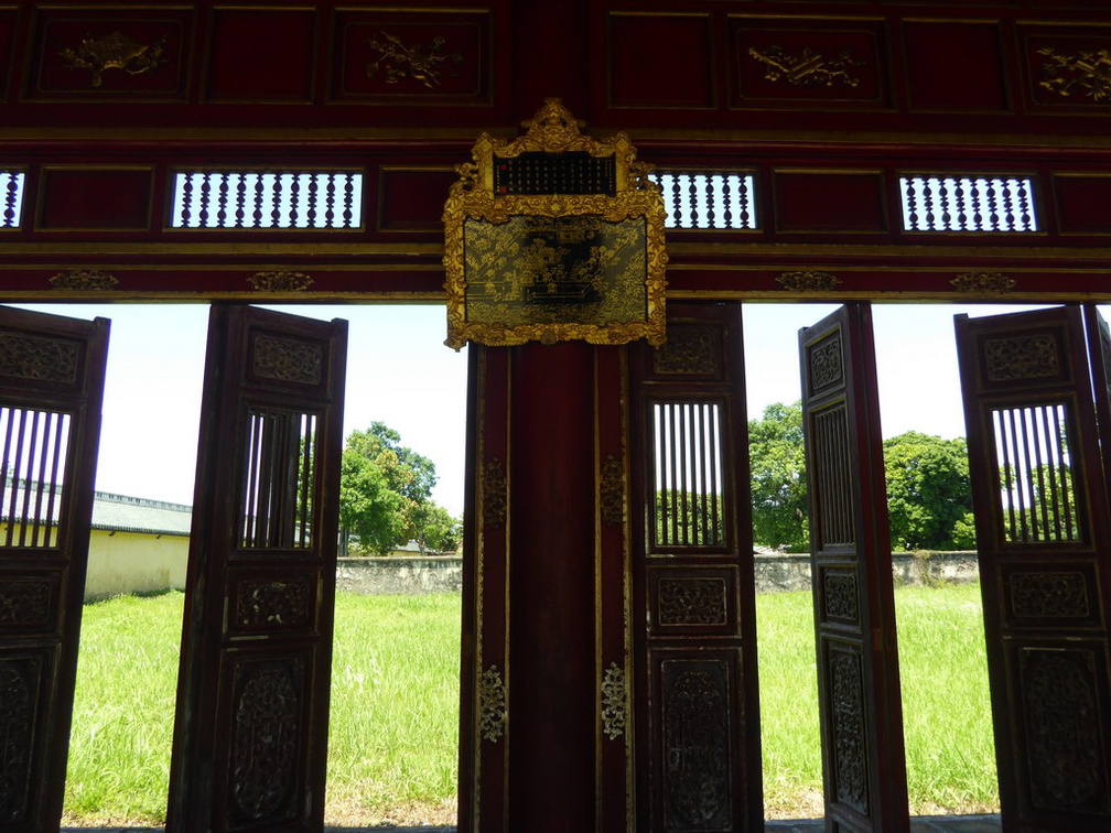 hue-imperial-citadel-vietnam-044