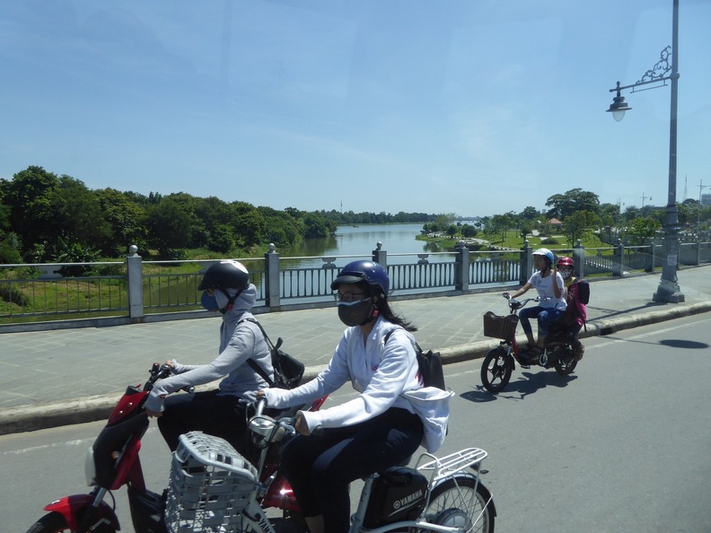 hue-imperial-citadel-vietnam-001