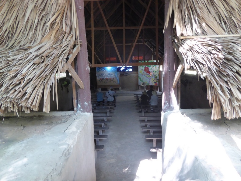 cu-chi-tunnels-vietnam-007