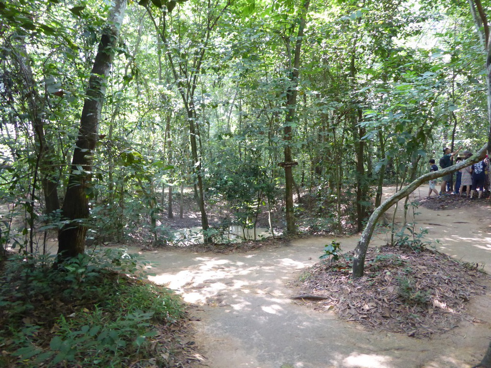 cu-chi-tunnels-vietnam-009