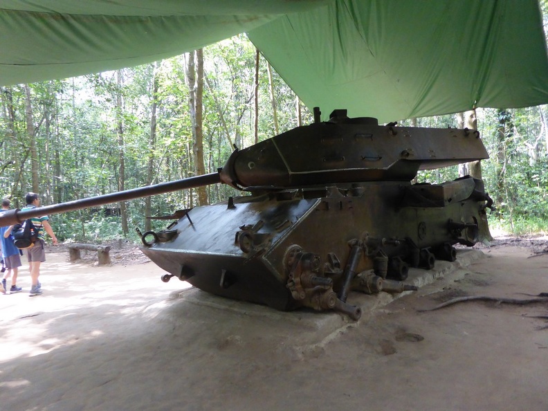 cu-chi-tunnels-vietnam-028