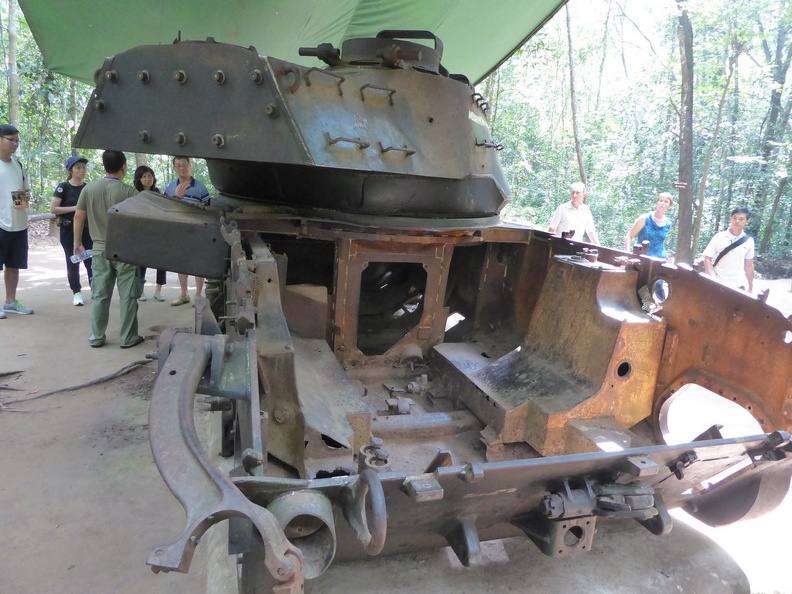 cu-chi-tunnels-vietnam-029