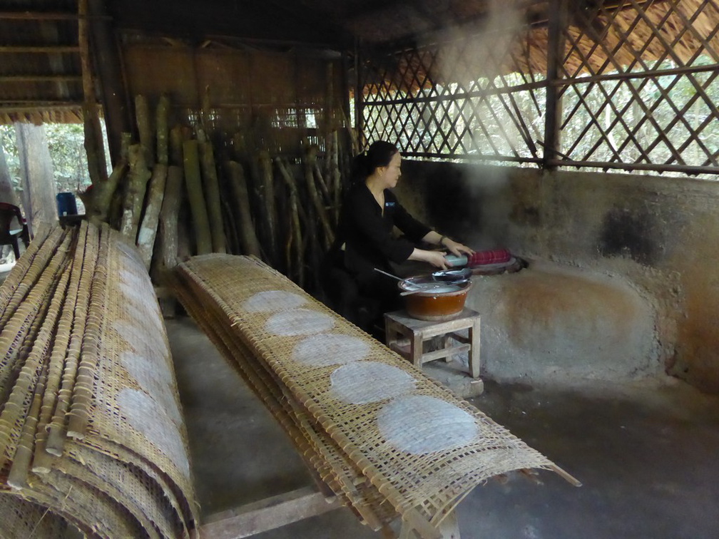 cu-chi-tunnels-vietnam-057
