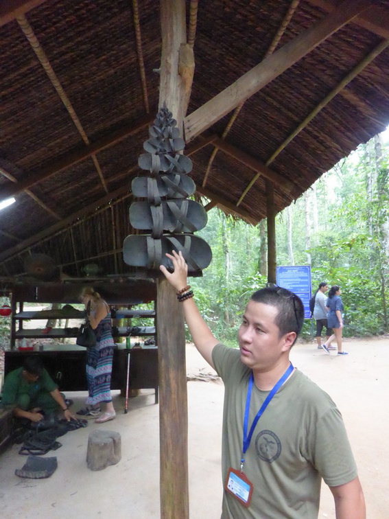 cu-chi-tunnels-vietnam-066