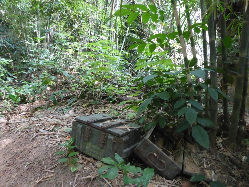 cu-chi-tunnels-vietnam-083