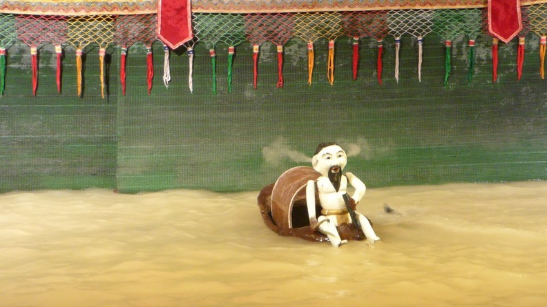 ho-chi-minh-water-puppet-011.jpg