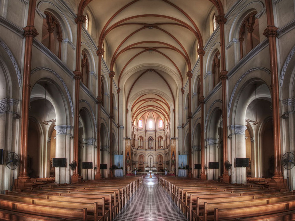 ho-chi-minh-city-cathedral-01