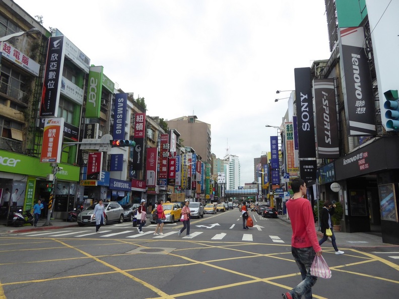 Syntrend: conheça o luxuoso shopping de tecnologia de Taipei