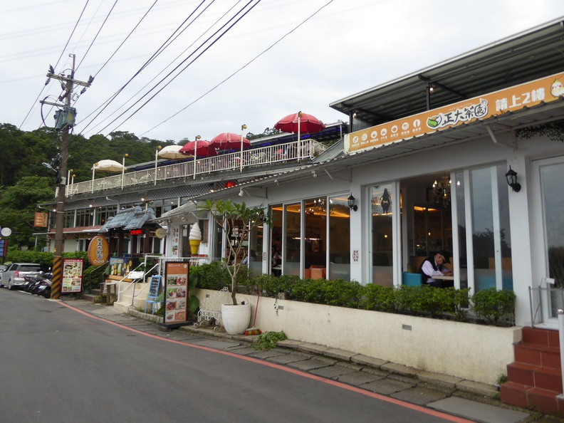 taipei-maokung-hill-gondola-tea-41.jpg