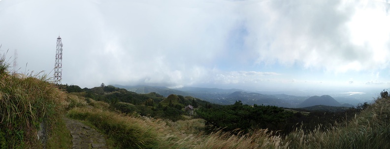 YangMingShan-pana-2.jpg