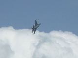 air-show-aerial-usaf-f16-1