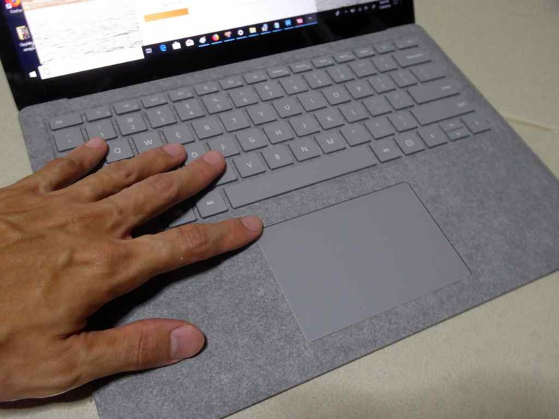 microsoft-surface-laptop-review-006