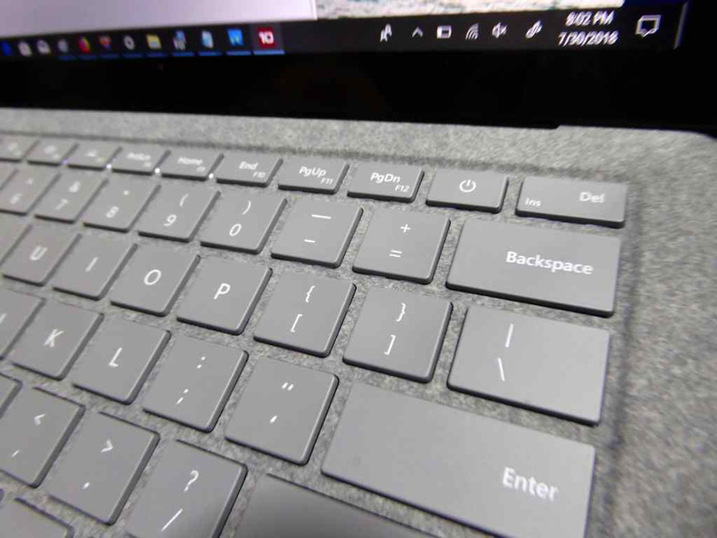 microsoft-surface-laptop-review-003.jpg