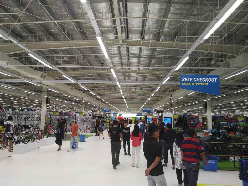 decathlon-kallang-04