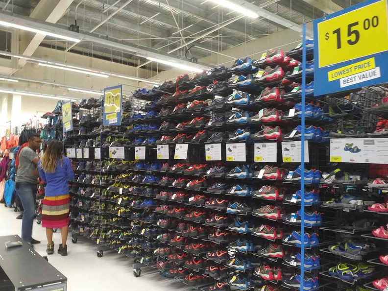 decathlon-kallang-06.jpg