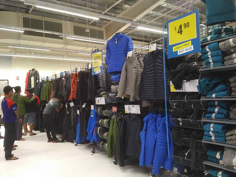 decathlon-kallang-08.jpg