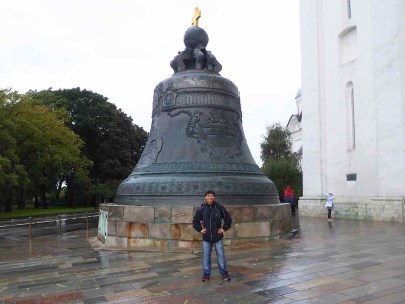 moscow-inner-kremlin-square-25