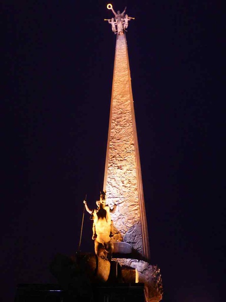 moscow-victory-square-14