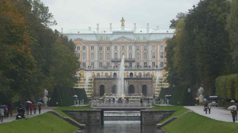peterhof-grand-palace-009.jpg