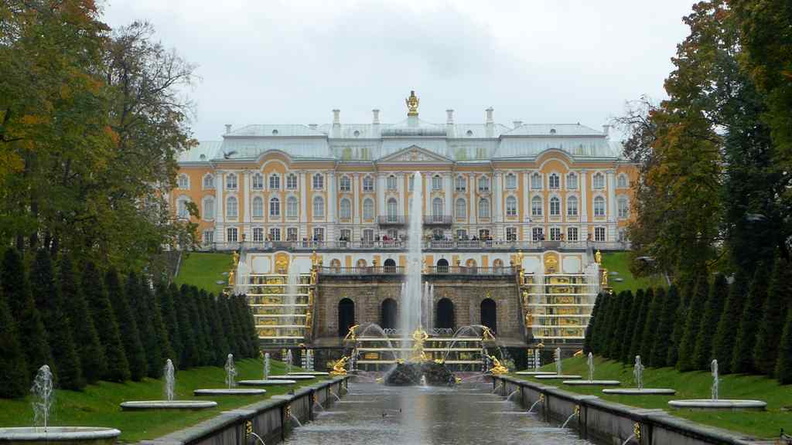 peterhof-grand-palace-013.jpg