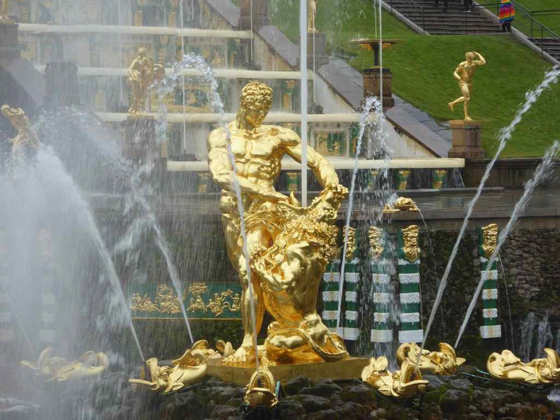 peterhof-grand-palace-016