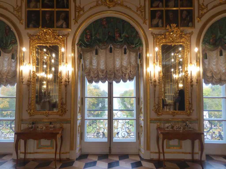 peterhof-grand-palace-041