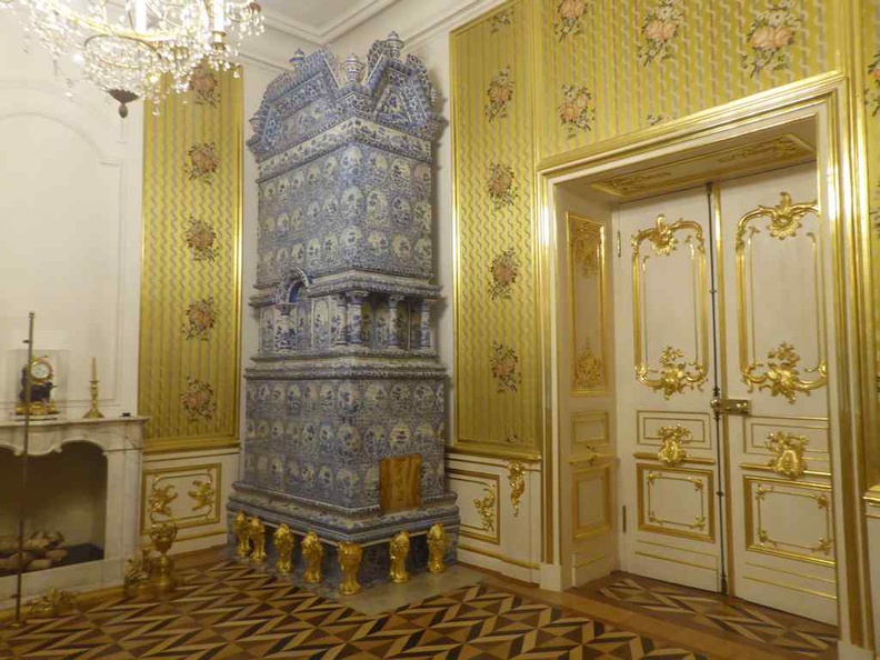 peterhof-grand-palace-049.jpg