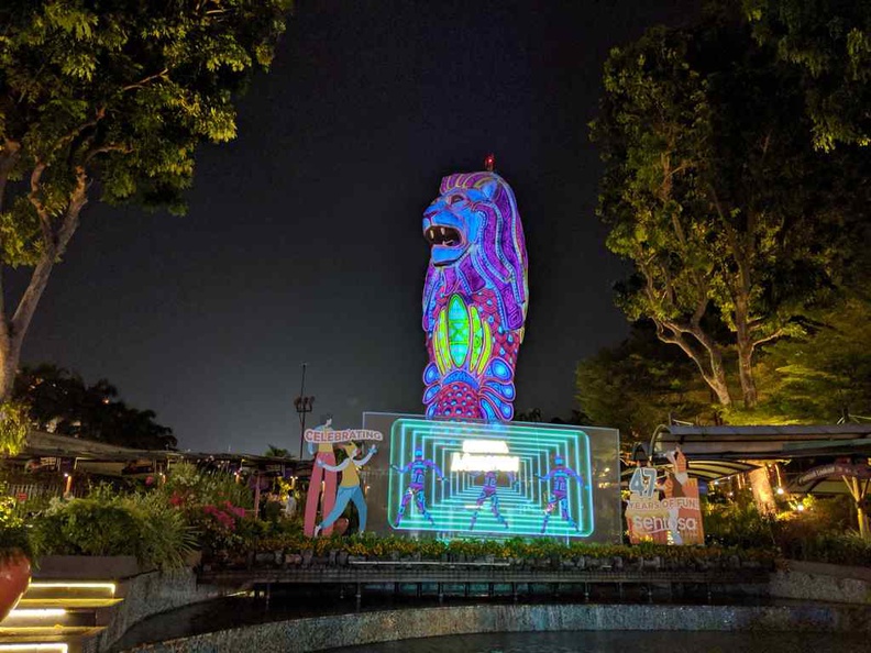 sentosa-merlion-050